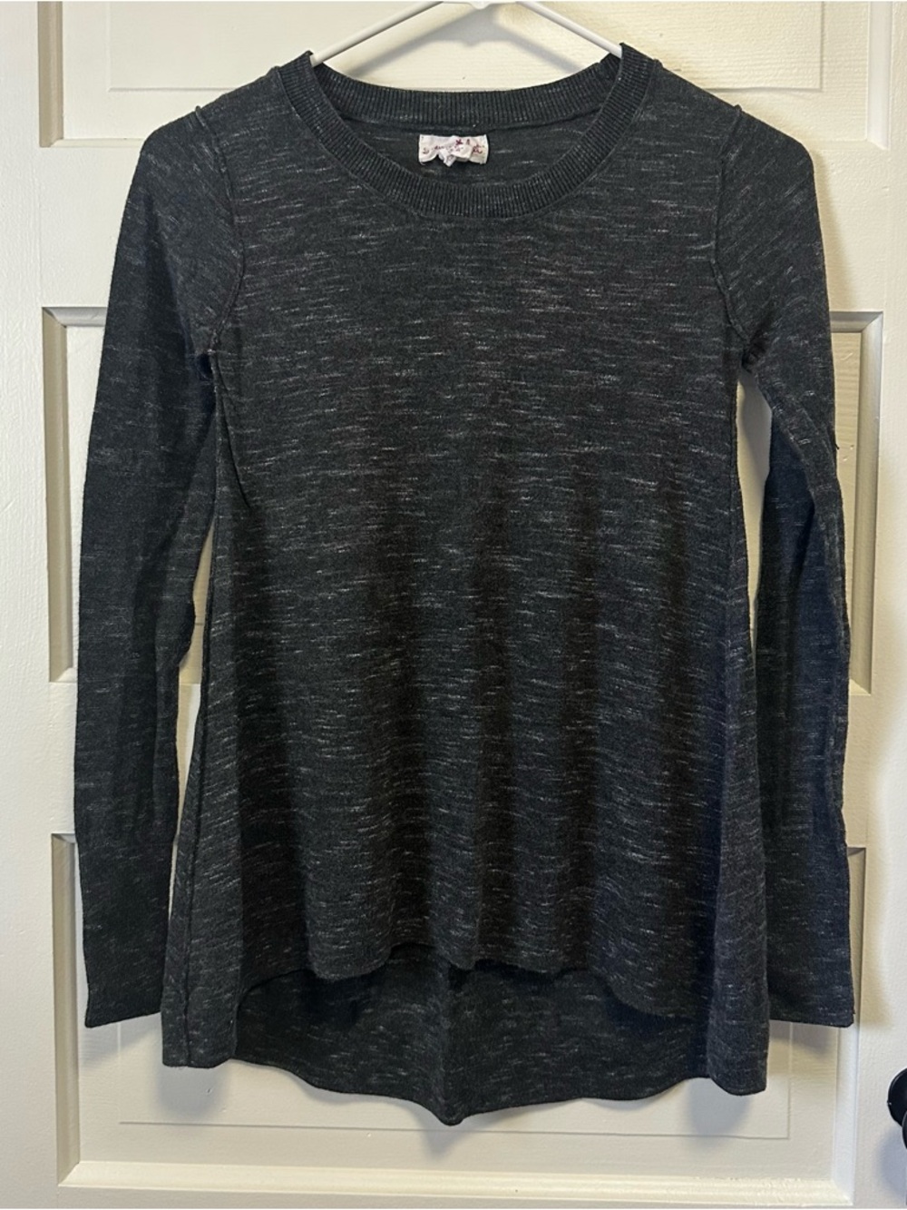Shrinking Violet High Low Sweater Size XS